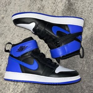 Air Jordan 1 Hi FlyEase Size 6 Youth / 7.5 Women
